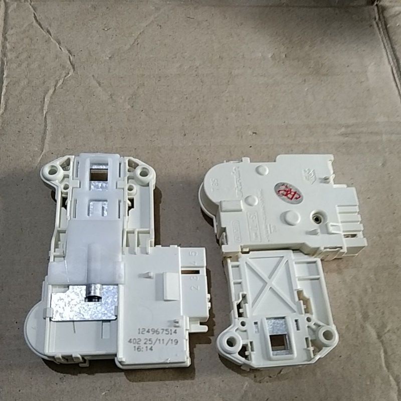 Door lock mesin cuci electrolux EWF1073 EWF1082 EWF1092 EWF1495