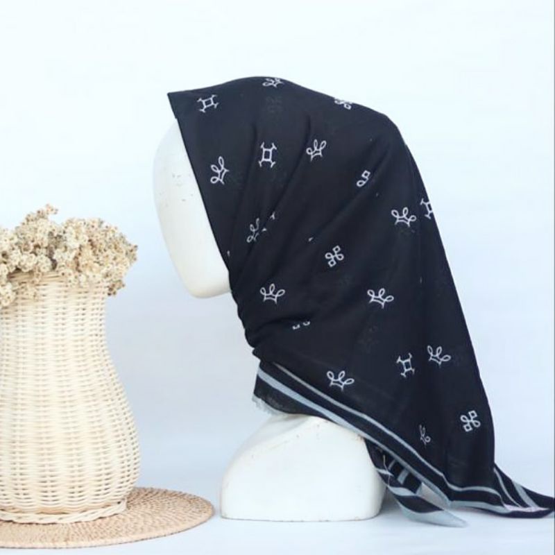 Katalog 2 VOAL MOTIF / HIJAB MOTIF SEGIEMPAT-11