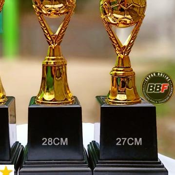 ➦ Piala sepak bola - piala futsal Juara 1-2-3 ○