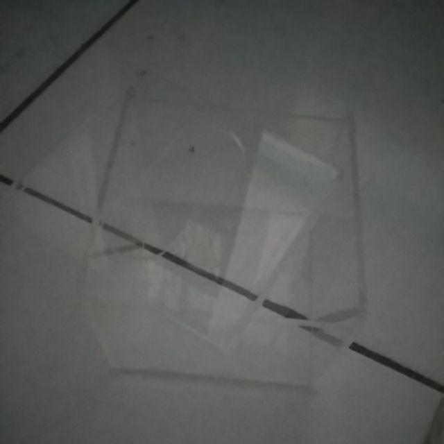 Kotak Tisu / Tempat Tissue Akrilik