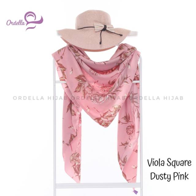 Hijab Segiempat Jumbo Motif Viola pink 150cm