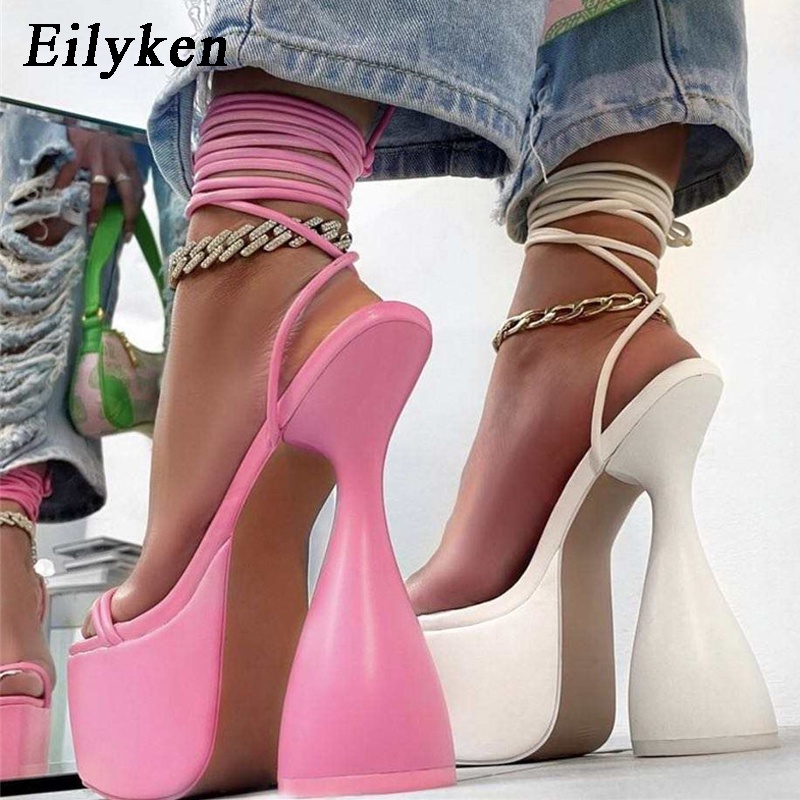 closed platform heels