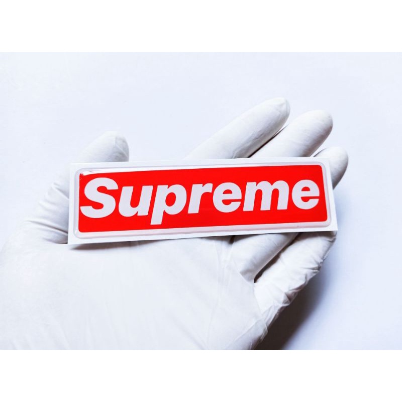 

Stiker timbul Supreme