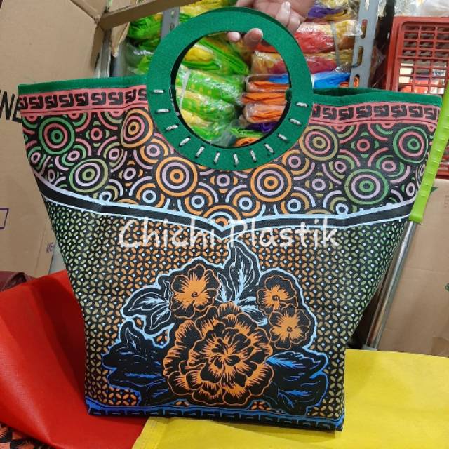 Tas souvenir hajatan bulat mewah 22x22