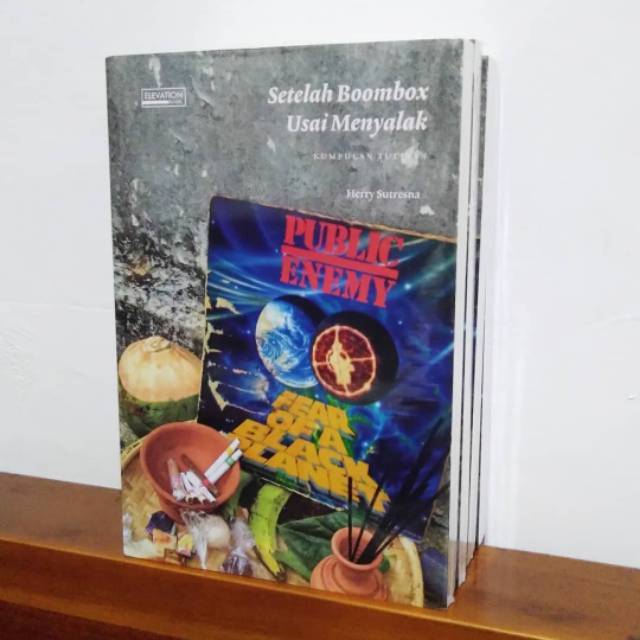 Buku Setelah Boombox Usai Menyalak: Kumpulan Tulisan