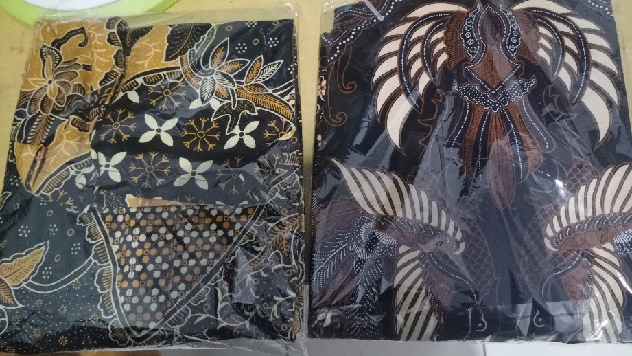 Hem Pendek Adinata Batik Daniel Danila
