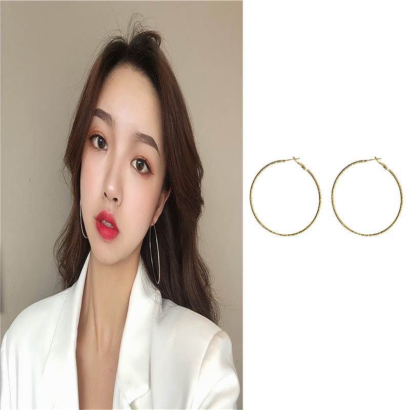 1 Pasang S925 Perak Jarum Fashion Korea Berlebihan Desain Lingkaran Besar Anting-Anting Tipis untuk Wanita