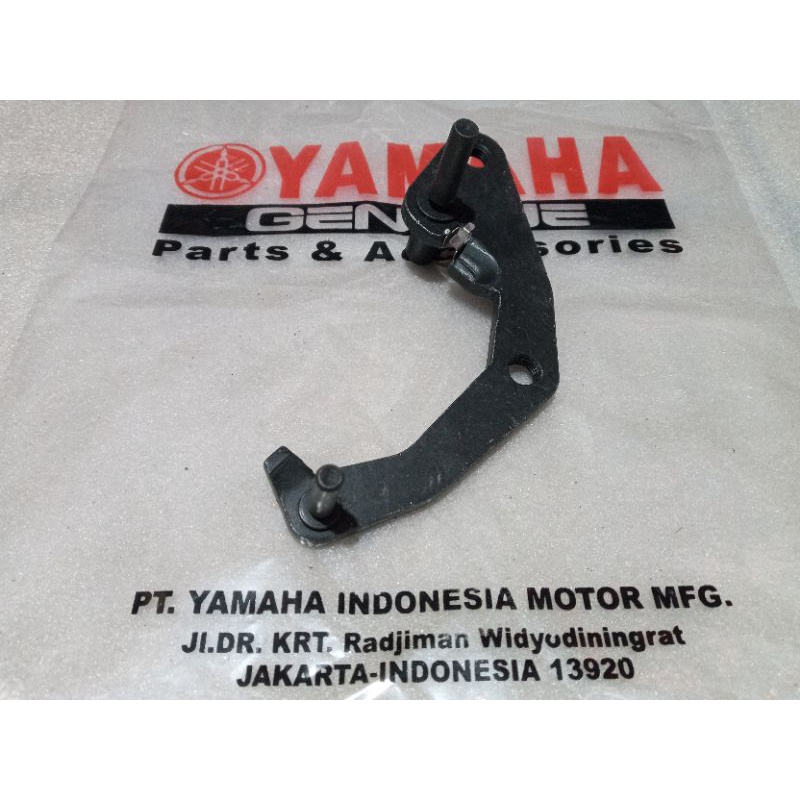 bracket dudukan kaliper depan rumah kaliper depan yamaha r25 mt25 pangkon kaliper palababi  R25 MT25