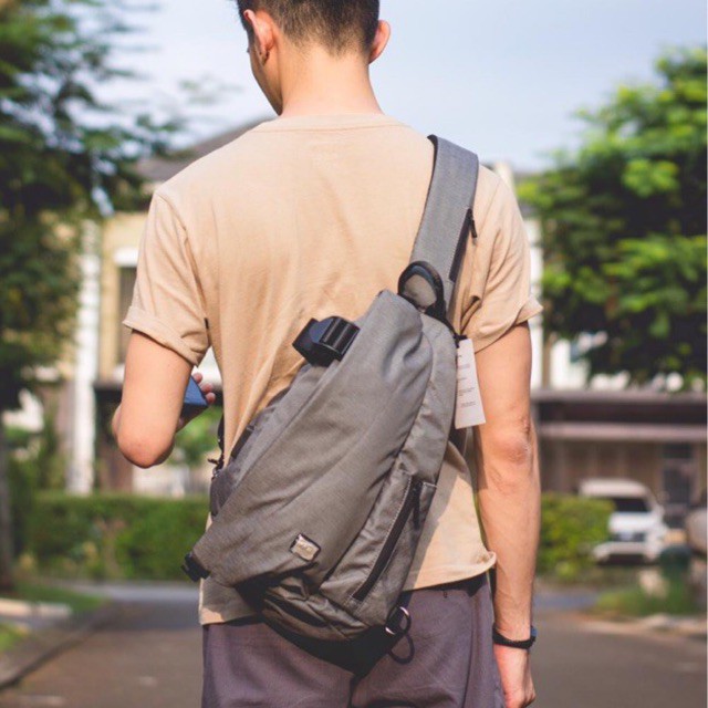 Tas Mark Ryden Original / Tas Selempang / Sling Bag / Tas Cowok Pria
