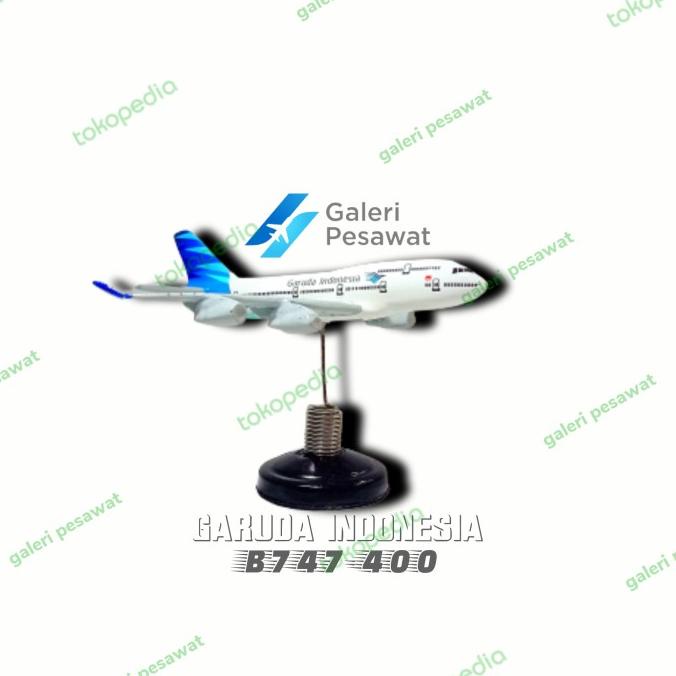 Replika Miniatur Pesawat Per Garuda Indonesia B747-400