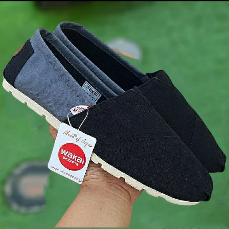 DISKON - SEPATU WAKAI SLIP ON PRIA WANITA SIMPLE SANTAI TERMURAH