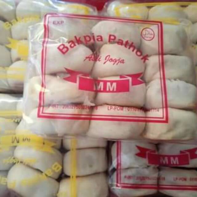 

Bakpia pathok khas jogja rasa kacang ijo dan keju