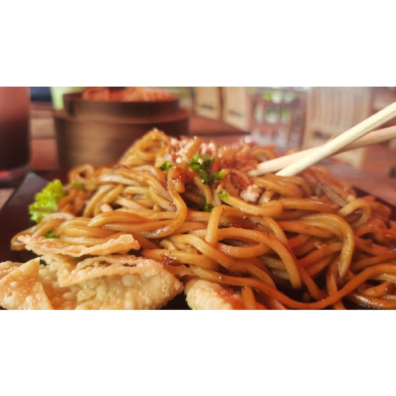 

Mie setan