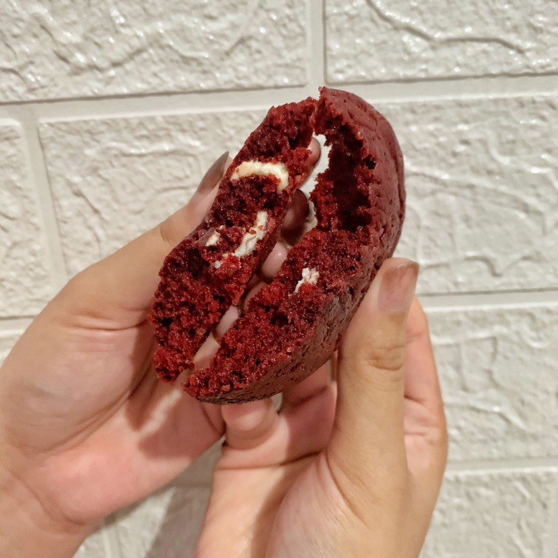 

3pc soft baked red velvet white chocolate cookies