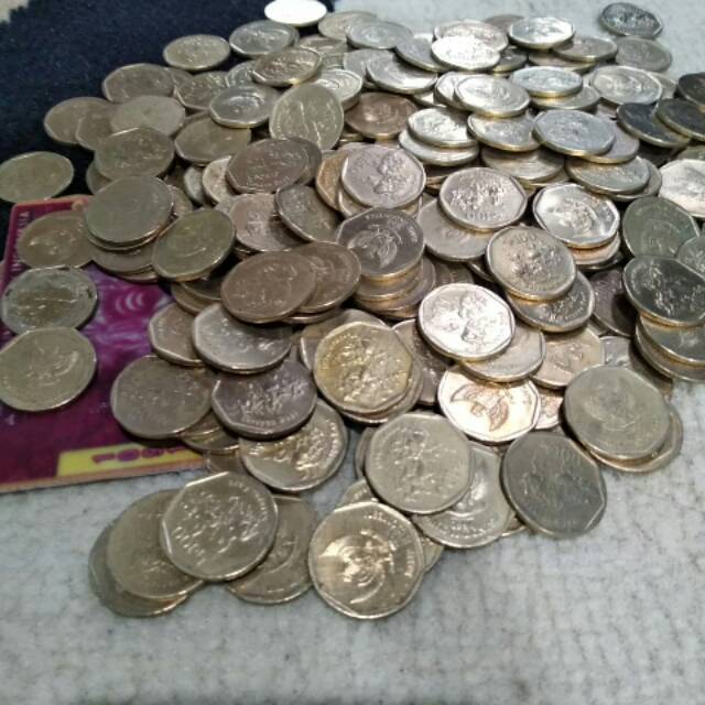 Koin Rp 100 karapan sapi sudah dibersihkan