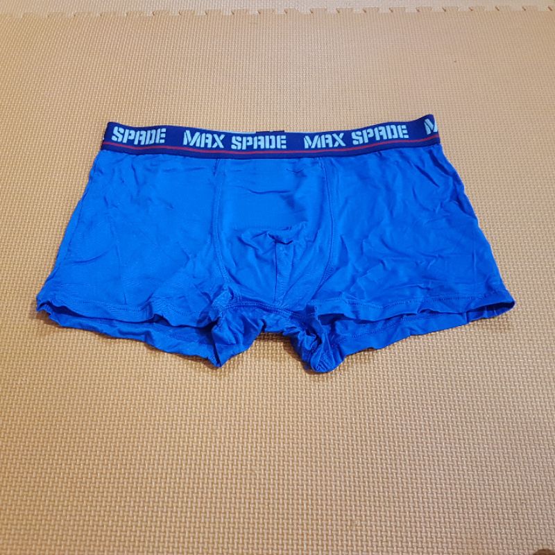 1 kotak Boxer pria merk Max Spade ( bahan bamboo)