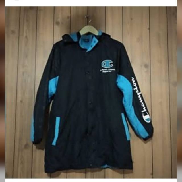 Jaket champion