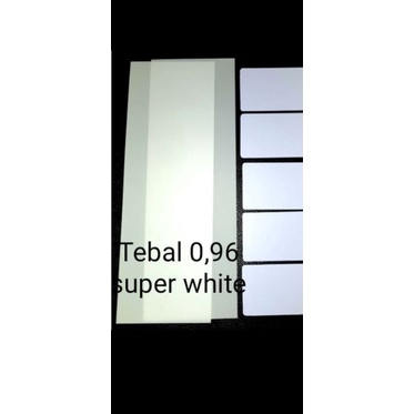 

kertas pvc id card sudah di plong 0,96 super white