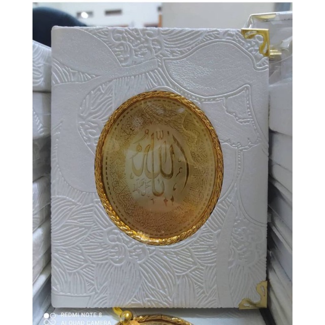 

Buku Yasin Alm Ibu Delviana