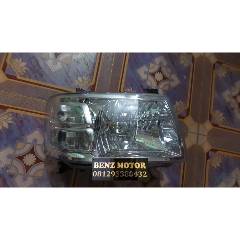 Headlamp Ford Ranger atau Everest 2010