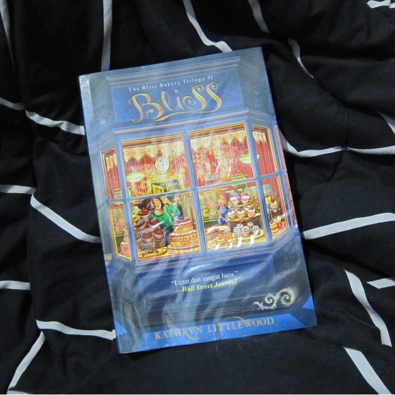 Novel Preloved : Bliss - The Bliss Bakery Trilogy #1 - Kathryn Littlewood