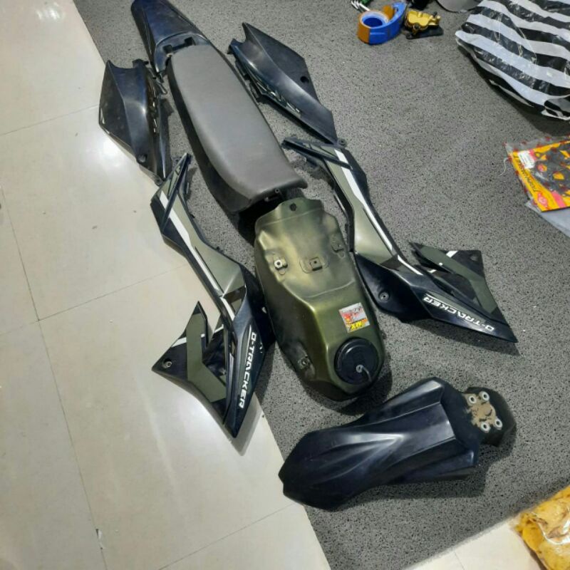COVER BODY SET KLX DTRACKER NEW ARMY ORI COPOTAN MOTOR LENGKAP