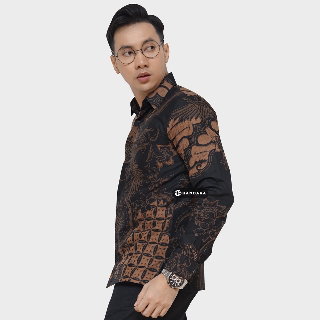 Baju Kemeja Batik Pria Lengan Panjang Slim Fit Premium Modern Full Furing Katun Halus Original Handara Motif Chandrakanta Hitam Sogan HB-127