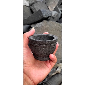 Lumpang Mini Asli Batu Ukuran 8cm