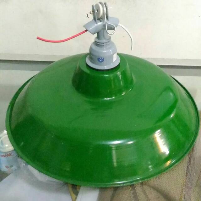 Kap Lampu Hijau + Fitingnya E27 (cocok untuk kap lampu jalan)