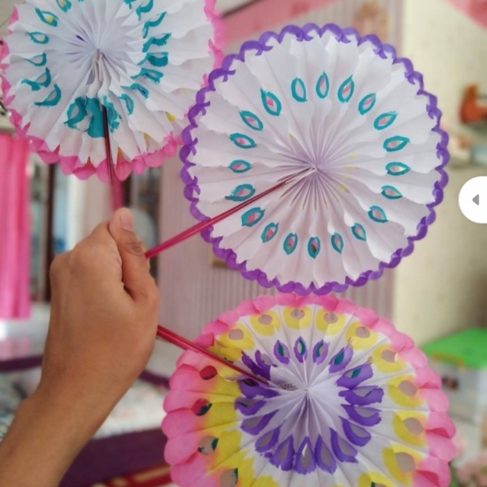 

Kipas kembang kertas souvenir jadul tradisional - Kipas Biasa