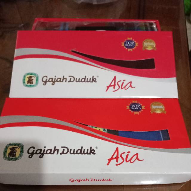 Sarung gajah duduk asia, mangga