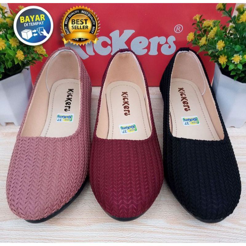 sepatu rajut Kickers // flat shoes Kickers wanita // slop rajut import Kickers