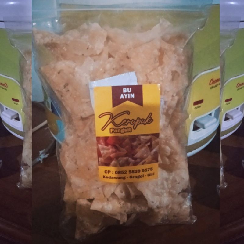 

KERUPUK ATAU KERIPIK PANGSIT BUK AYIN ORIGINAL DAN BALADO