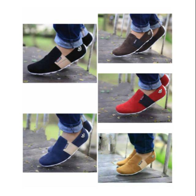 Sepatu Slop Pria Adidas MOCAS