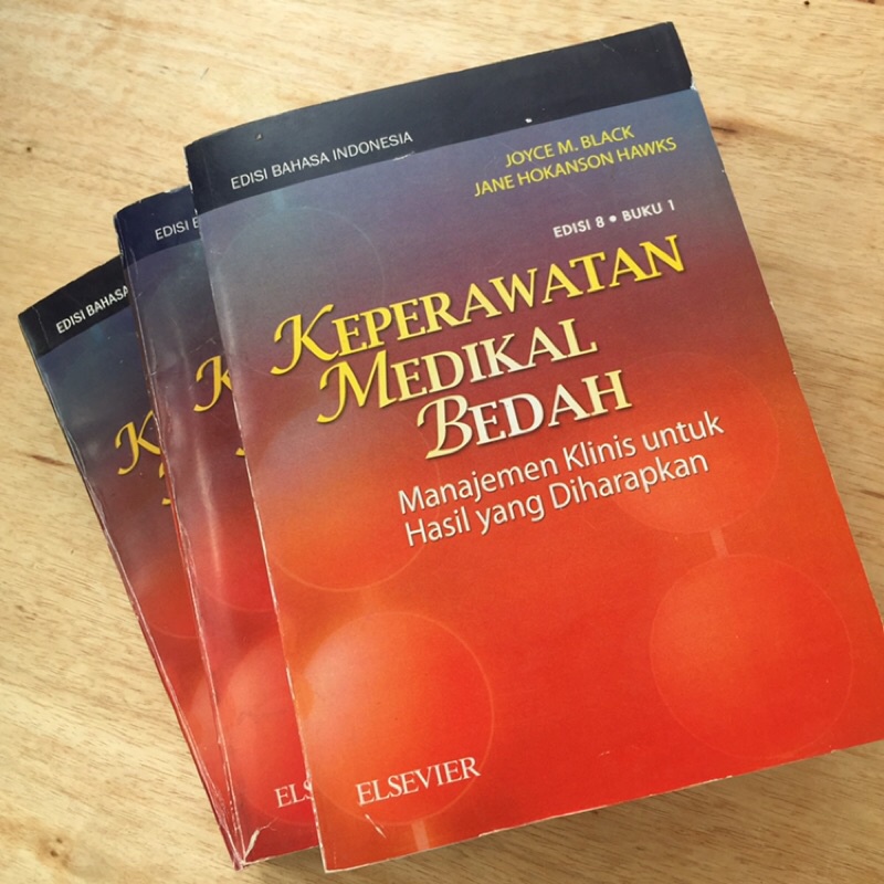 

(PRELOVED) Paket Keperawatan Medikal Bedah Joyce M Black