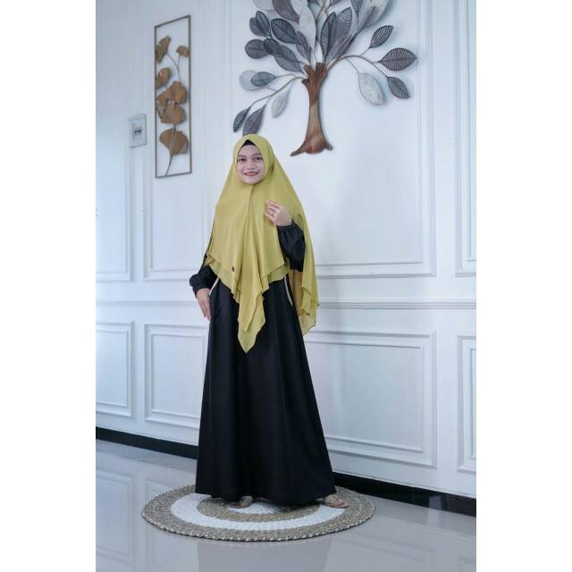 Gamis Madina Renda Hitam