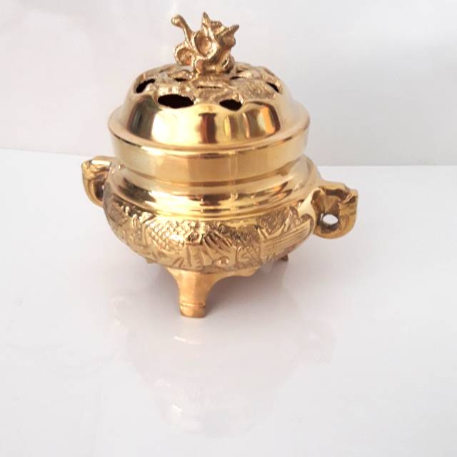 Tungku ratus kuningan kecil