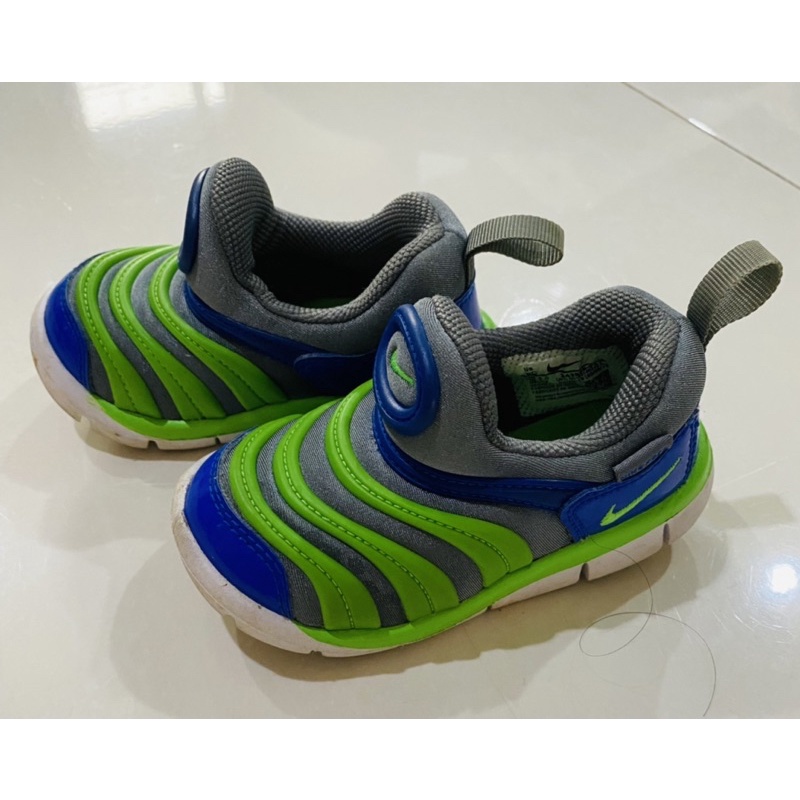 Nike kids baby shoes sepatu size 22. preloved