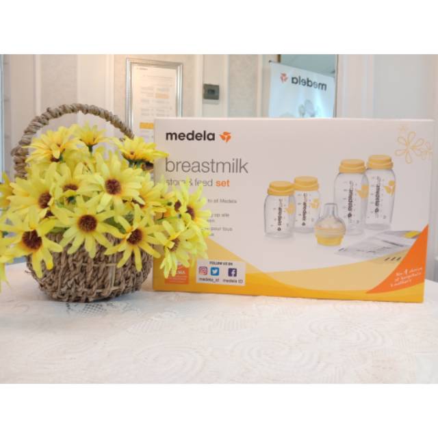 Medela store n feed set