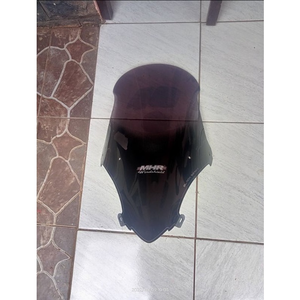 windshield visor depan pcx 150 merk MHR