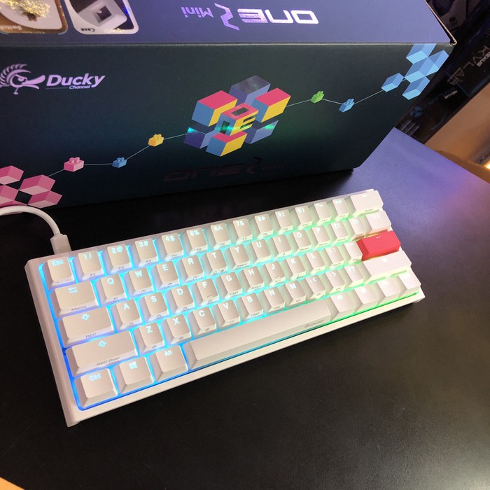 Aksesoris Pc Gaming Ducky One 2 Mini Rgb White 60 Mechanical Keyboard Blue Switch Shopee Indonesia