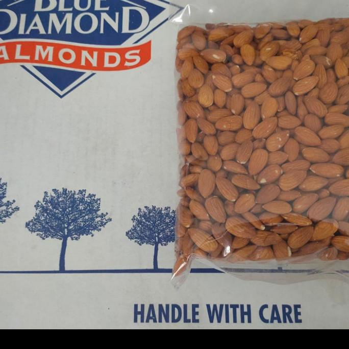 

@#@#@#] almond mentah