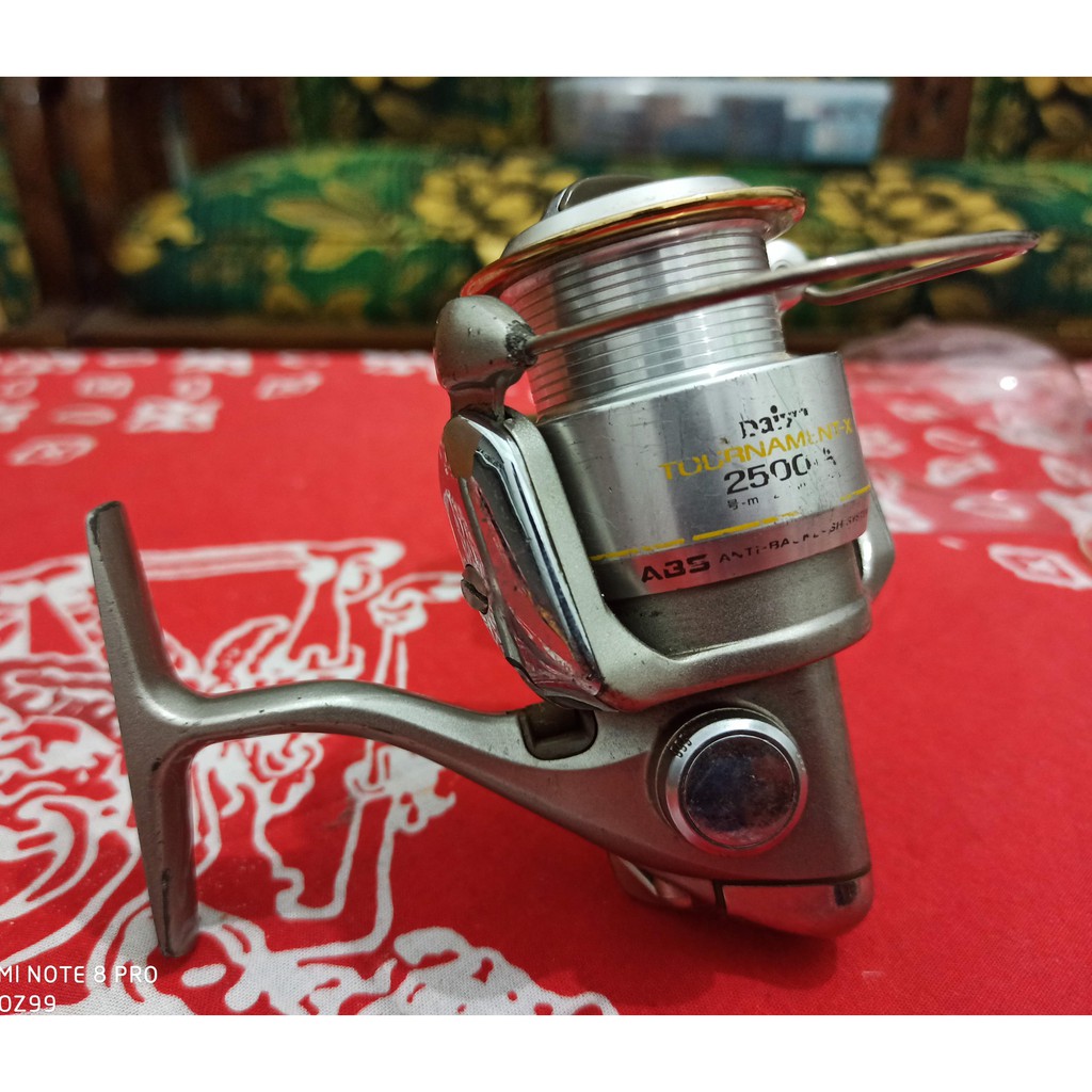 Reel Pancing Daiwa Tournamen 2500 ABS Japan