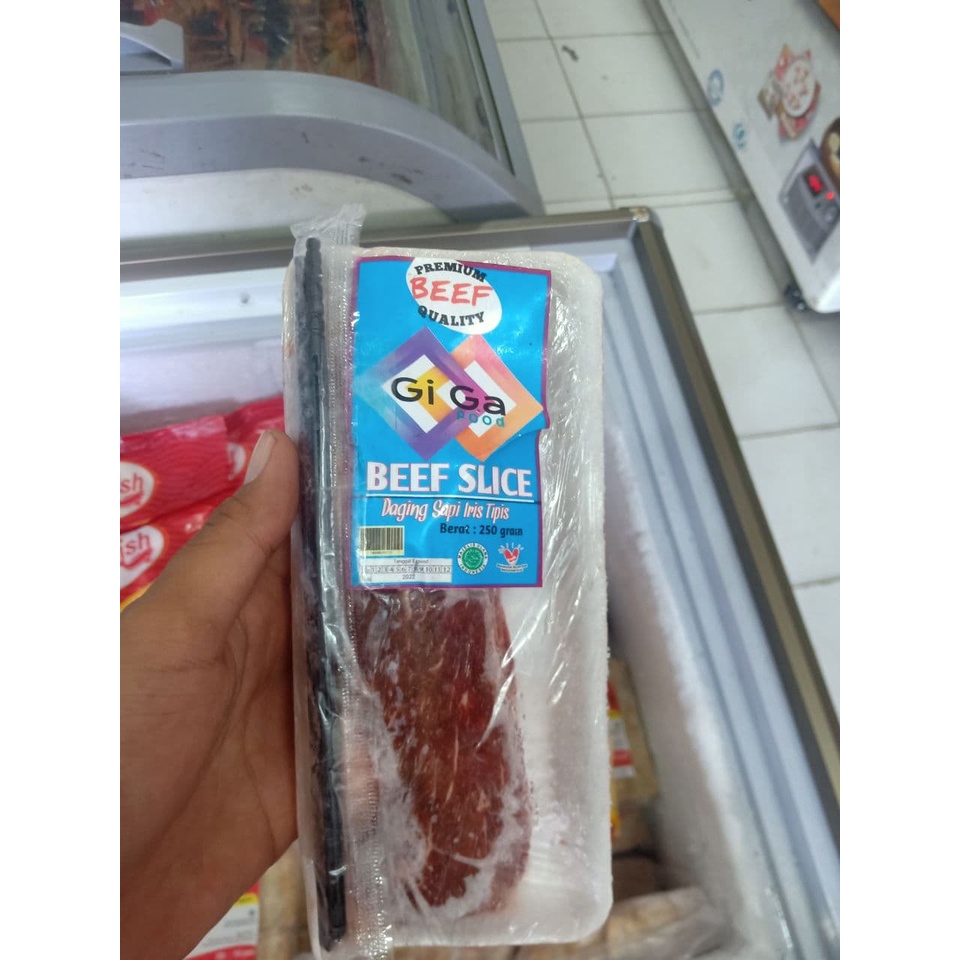 

BEEF SLICE DAGING SAPI IRIS TIPIS 250GR GIGA - FROZEN FOOD PURWAKARTA