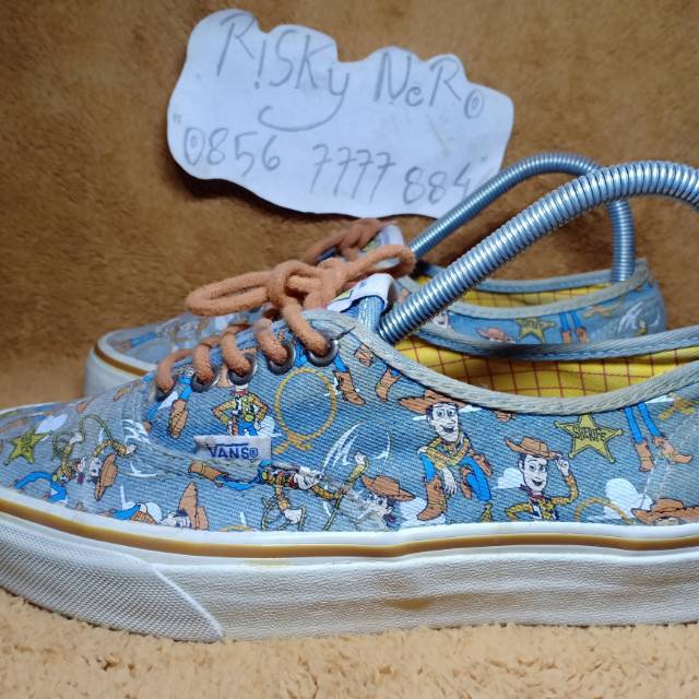 Vans X Disney pixar toy story ( andy woody )