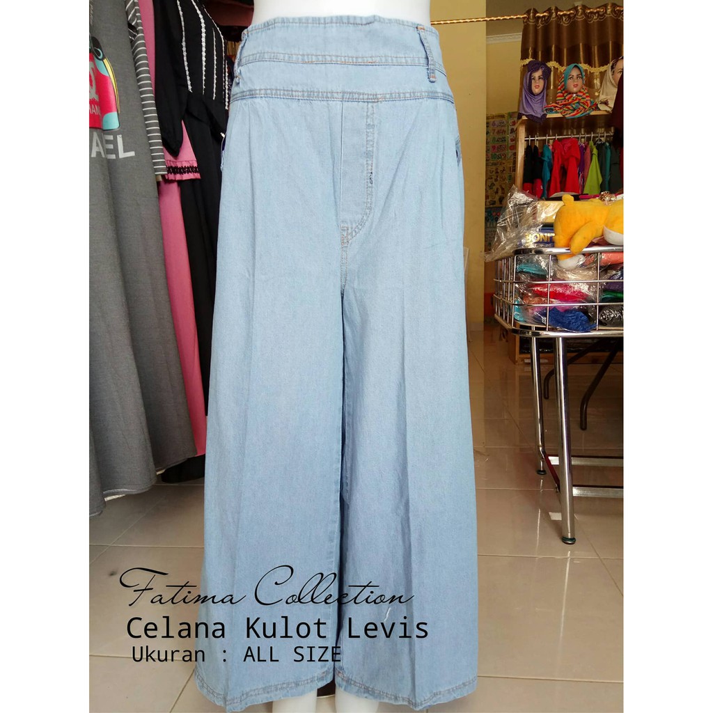 CELANA KULOT LEVIS