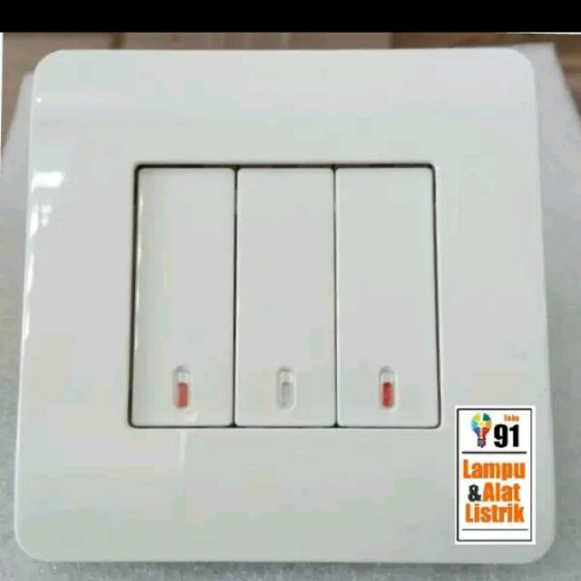 Clipsal Schneider Zencelo Sakelar Saklar 3 Gang White Putih.