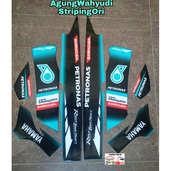STIKER STRIPING LIS BODY MOTOR YAMAHA FIZR VARIASI HITAM HIJAU SPECIAL EDITION SE PETRONAS FIZ R F1Z