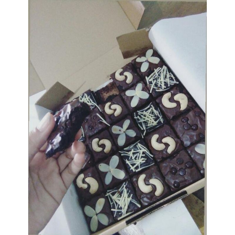 

FudgyBrownies Panggang Nyoklat