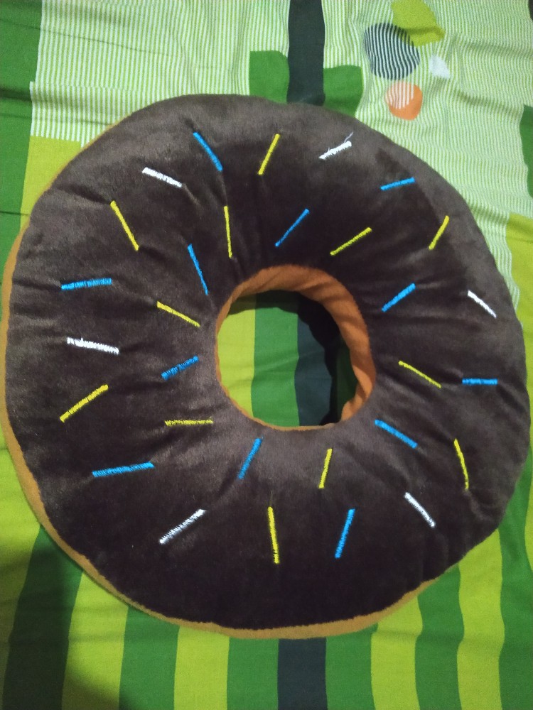 Bantal Donat